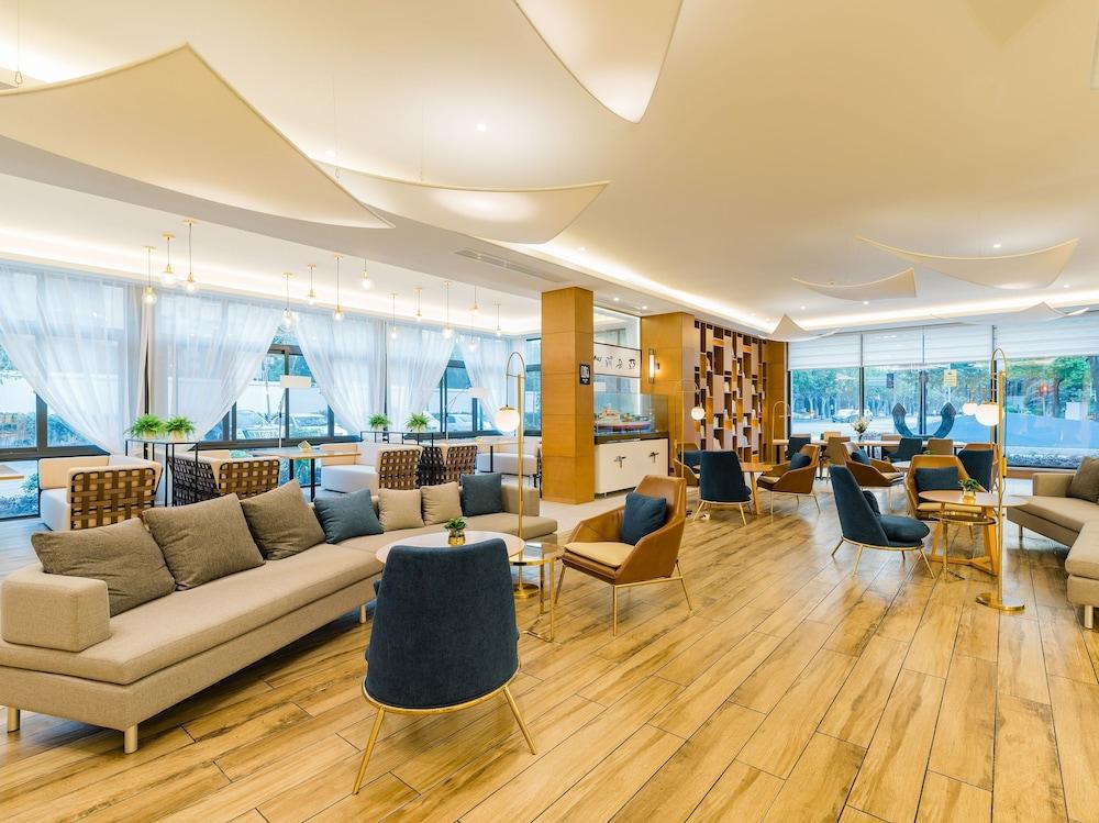 Shanghai Rongju Hotel Lujiazui Hotel エクステリア 写真