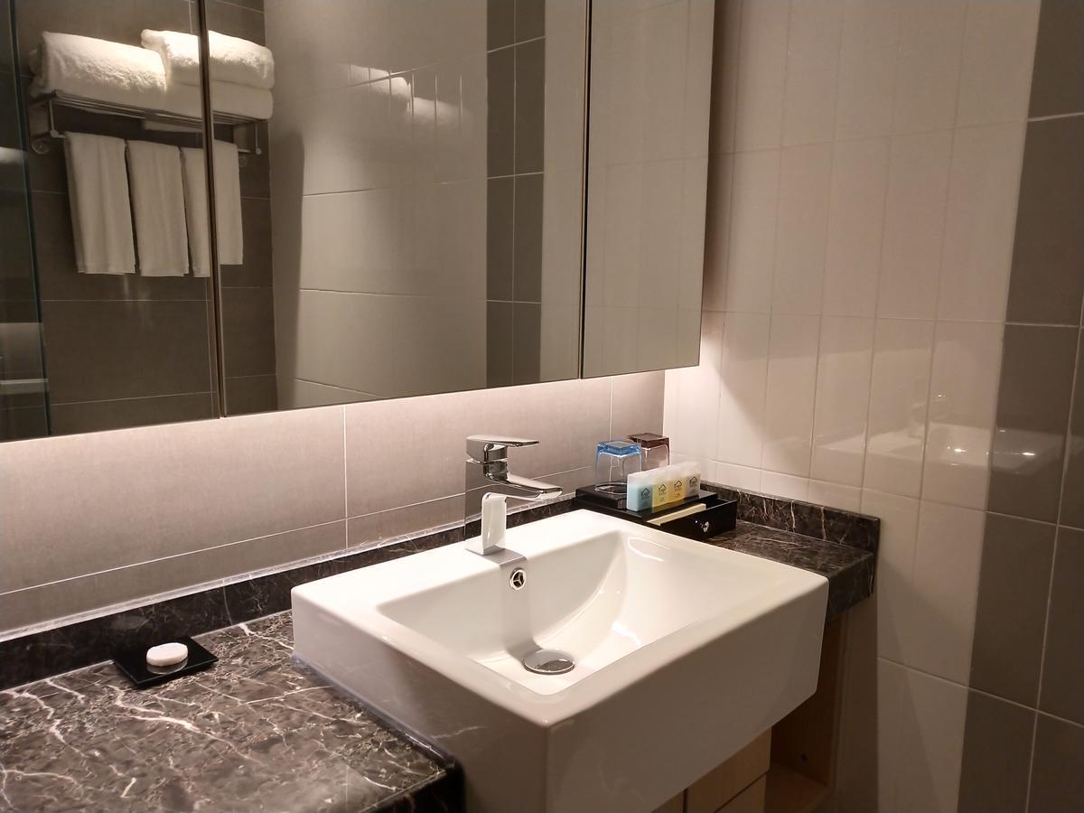 Shanghai Rongju Hotel Lujiazui Hotel エクステリア 写真